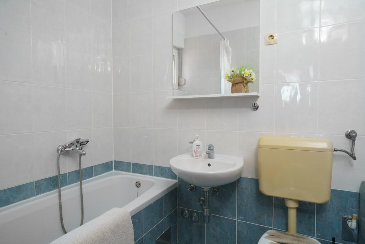 Apartmani Nedoklan Srima Eksteriør billede
