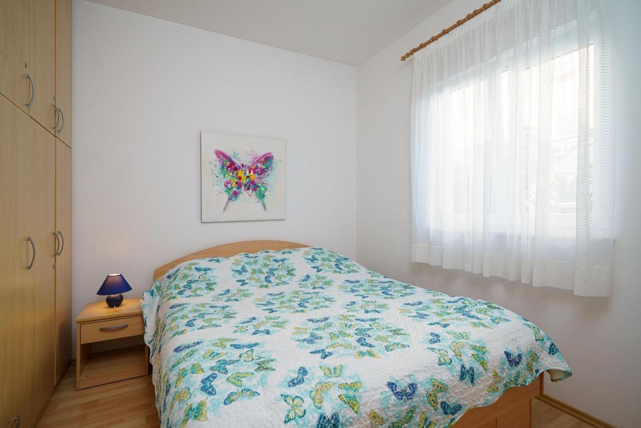 Apartmani Nedoklan Srima Eksteriør billede