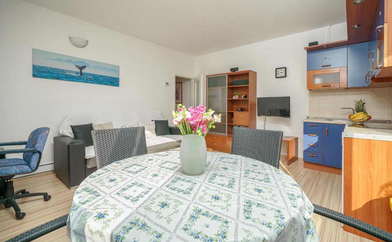 Apartmani Nedoklan Srima Eksteriør billede